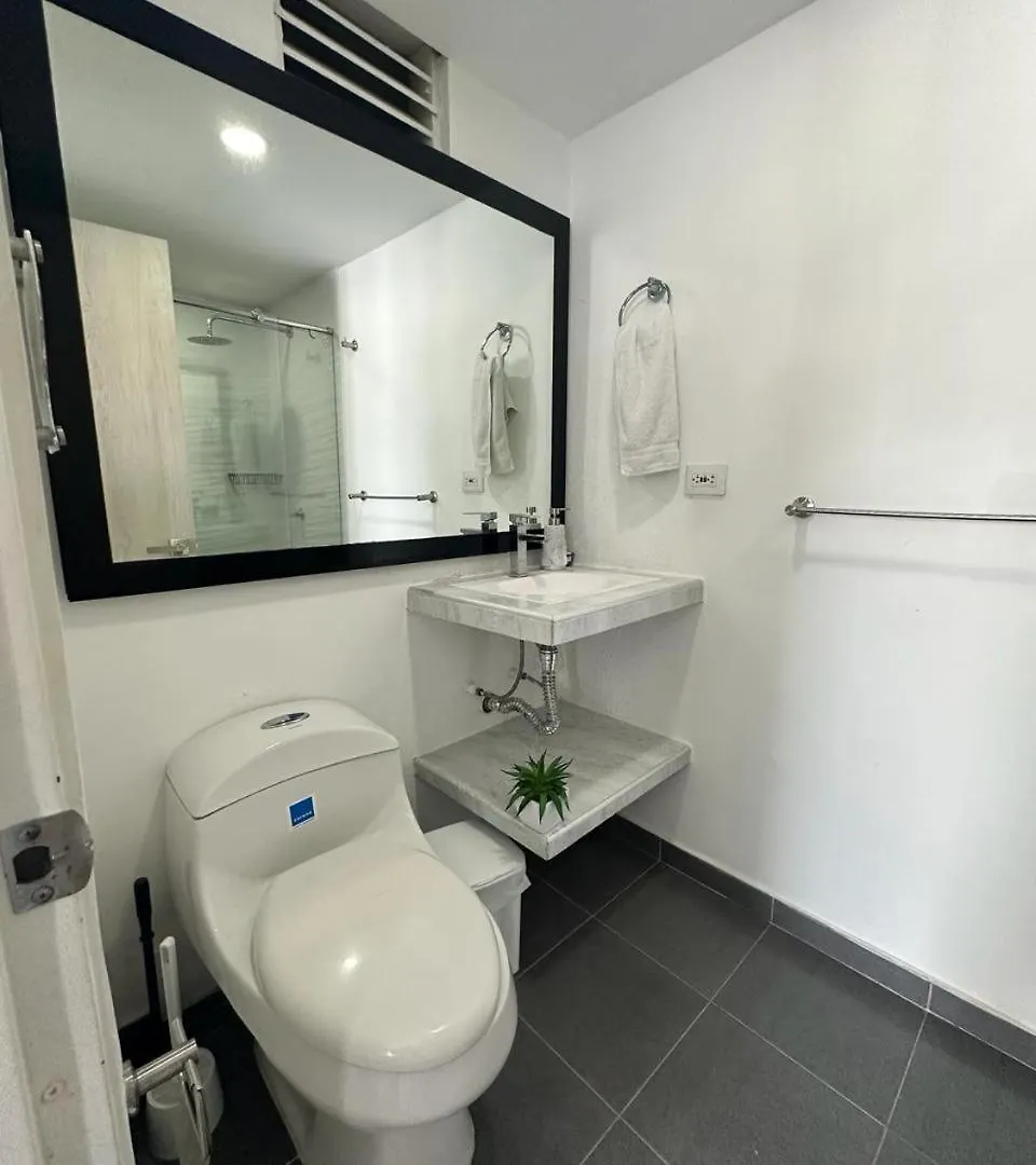 Espectacular Apartamento Al Lado De La Playa En El Rodadero Santa Marta  Santa Marta (Magdalena)